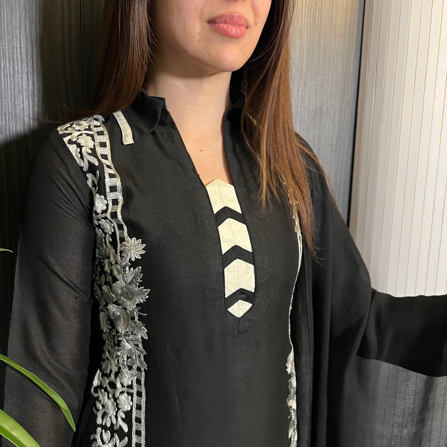 Areeba Saleem Original Black Collared White Grey Embroidered Suit