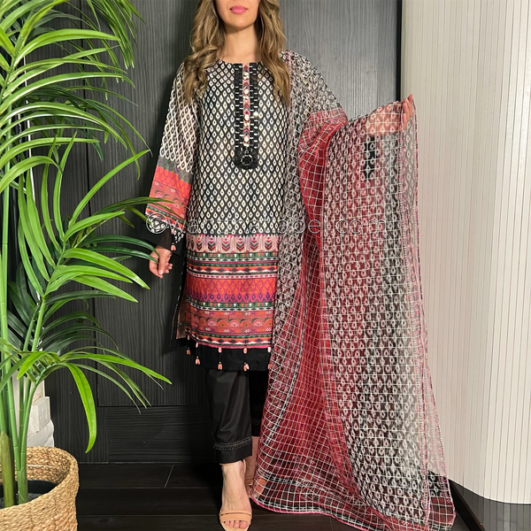 Black Print Tribal Mirror Embroidered Jacquard Suit