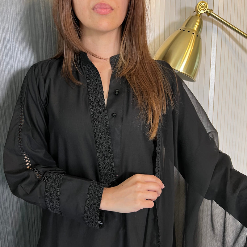 Black Lace Detailed Kurta Lawn Suit
