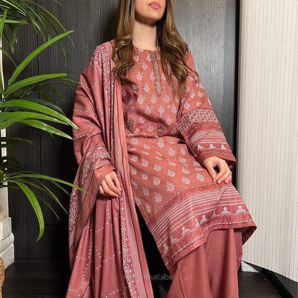 Safiyah Tea Pink Sequin Embroidered Lawn Suit