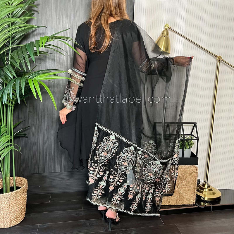 Pehnawa Original Black Asymmetric Embroidered Suit