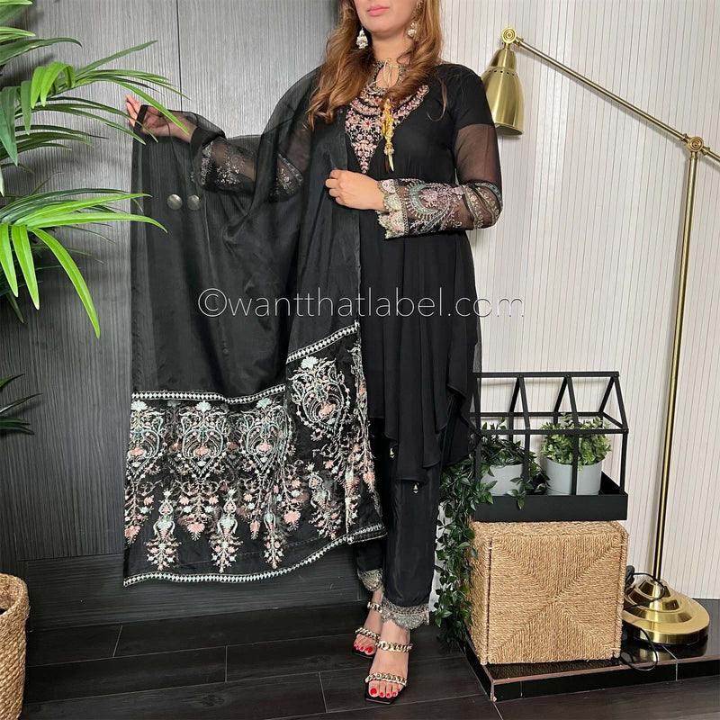 Pehnawa Original Black Asymmetric Embroidered Suit