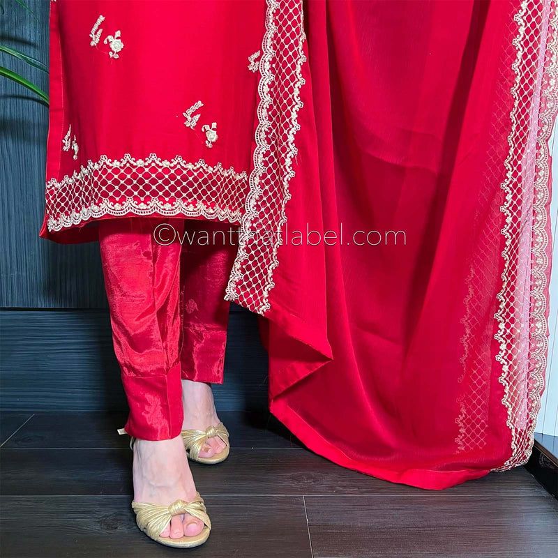 Agha Noor Red Gold Embroidered Chiffon Kurta Suit