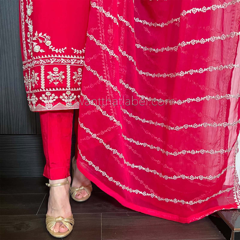 Agha Noor Hot Pink Embroidered Chiffon Suit