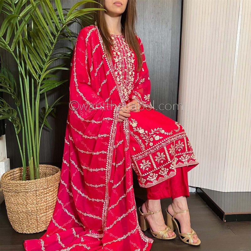 Agha Noor Hot Pink Embroidered Chiffon Suit