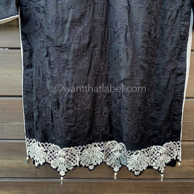 Areeba Saleem Original Black and White Embroidered Suit